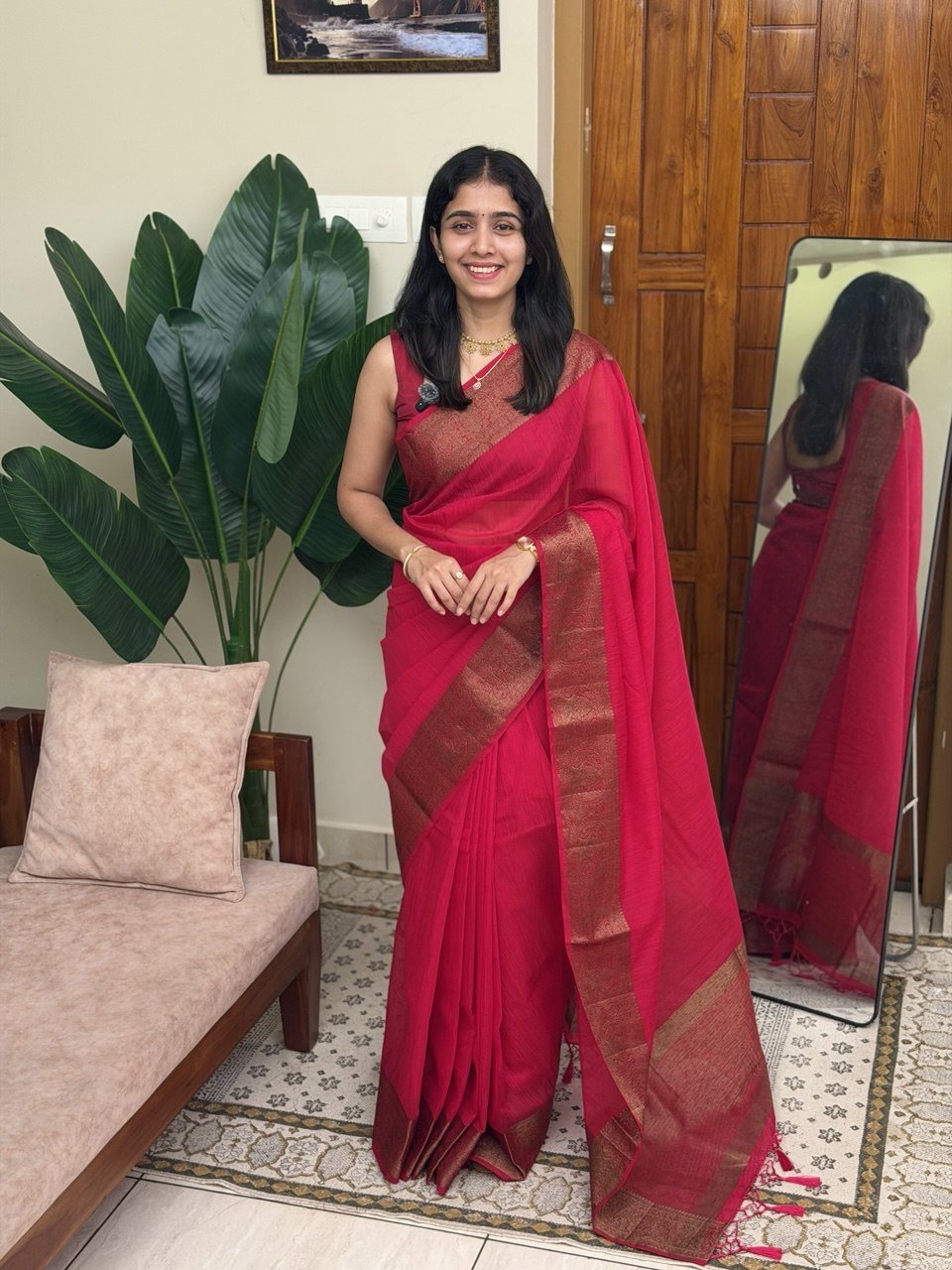 ALICE DEEP PINK:PREMIUM LINEN JUTE SAREE - aurimo.inALICE DEEP PINK:PREMIUM LINEN JUTE SAREE