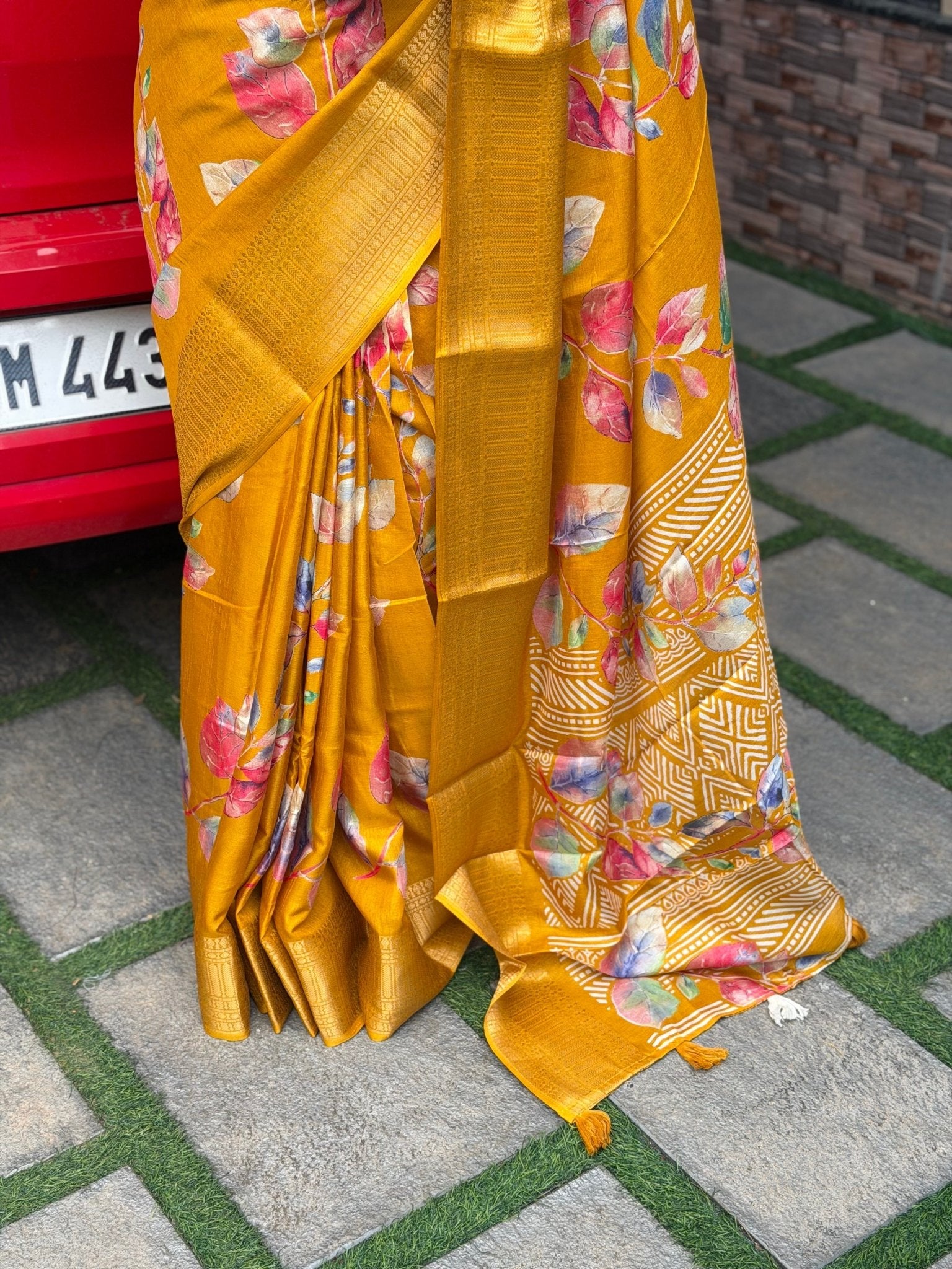 ASHA YELLOW: CHANDERI SILK SAREE YELLOW - aurimo.inASHA YELLOW: CHANDERI SILK SAREE YELLOW
