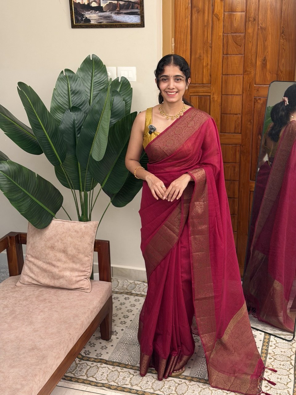 BHAMA MAGENTA:PREMIUM LINEN JUTE SAREE - aurimo.inBHAMA MAGENTA:PREMIUM LINEN JUTE SAREE