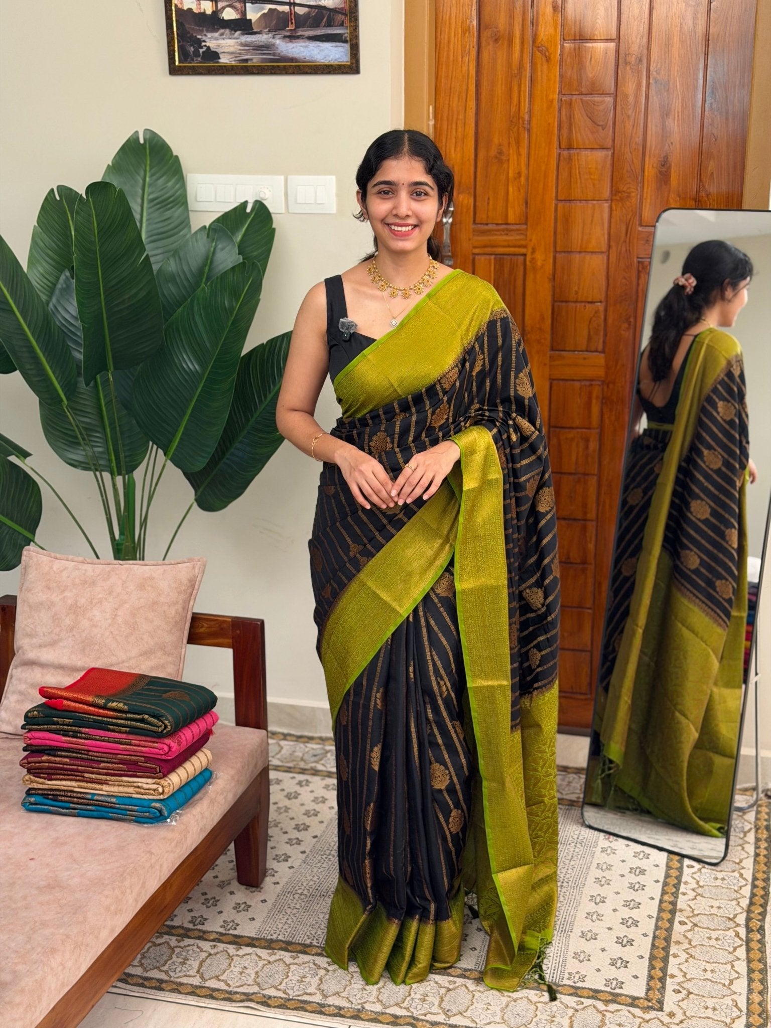 CHANDRA BLACK:SEMI BANARASI SAREE - aurimo.inCHANDRA BLACK:SEMI BANARASI SAREE