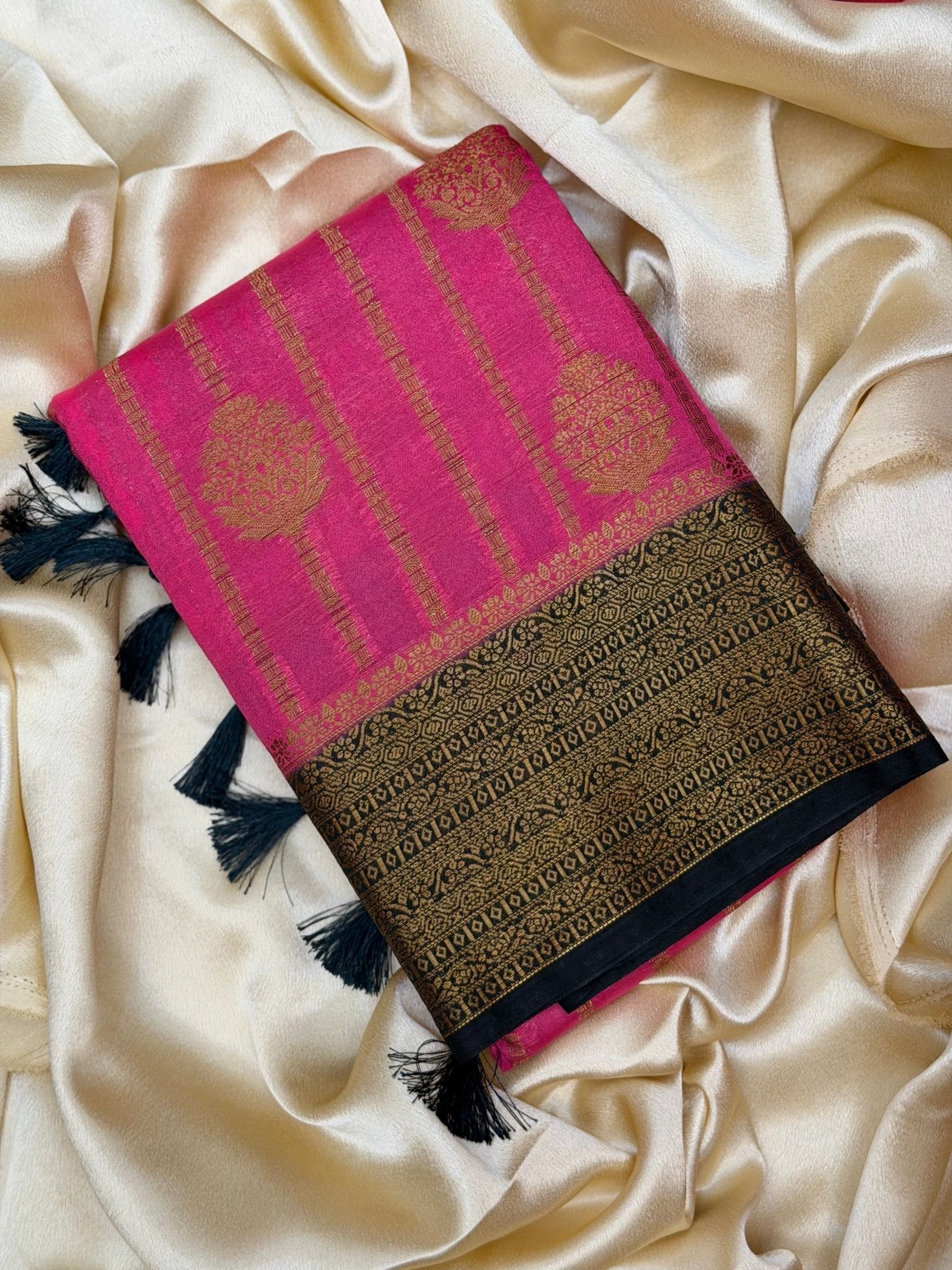 CHANDRA DARK ONION PINK:SEMI BANARASI SAREE - aurimo.inCHANDRA DARK ONION PINK:SEMI BANARASI SAREE