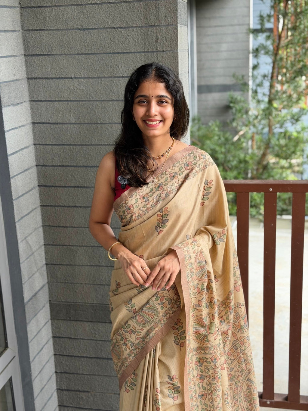 CHITRA : PREMIUM BUTTER SILK SAREE - aurimo.inCHITRA : PREMIUM BUTTER SILK SAREE