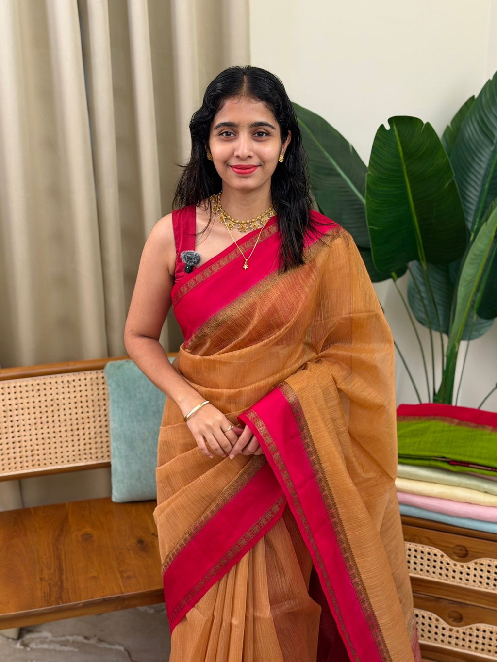 DEVI:PREMIUM LINEN JUTE SAREE - aurimo.inDEVI:PREMIUM LINEN JUTE SAREE