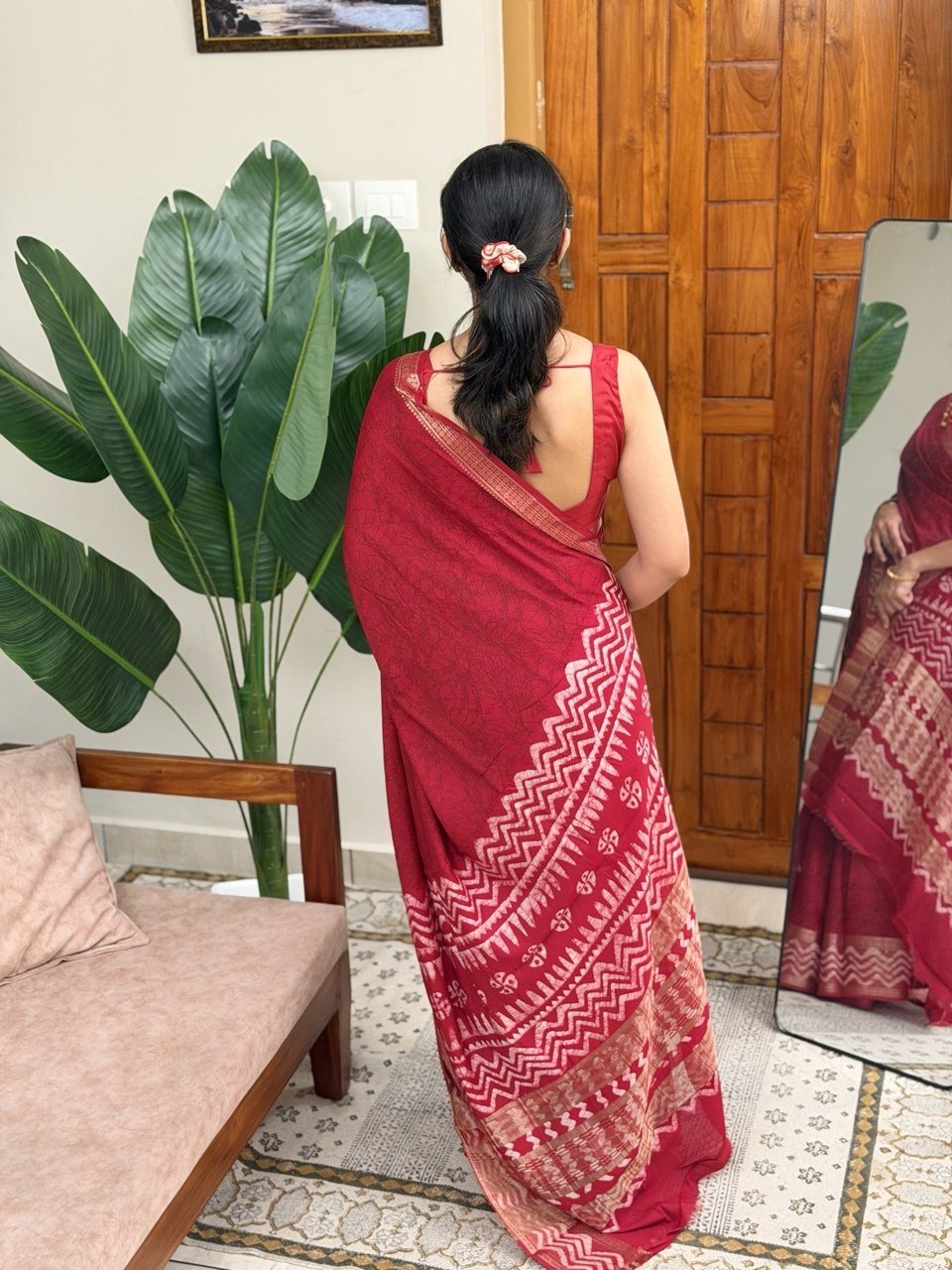 FIDA DEEP RED:SEMI DOLA SILK SAREE (FULL BODY DESIGN) - aurimo.inFIDA DEEP RED:SEMI DOLA SILK SAREE (FULL BODY DESIGN)