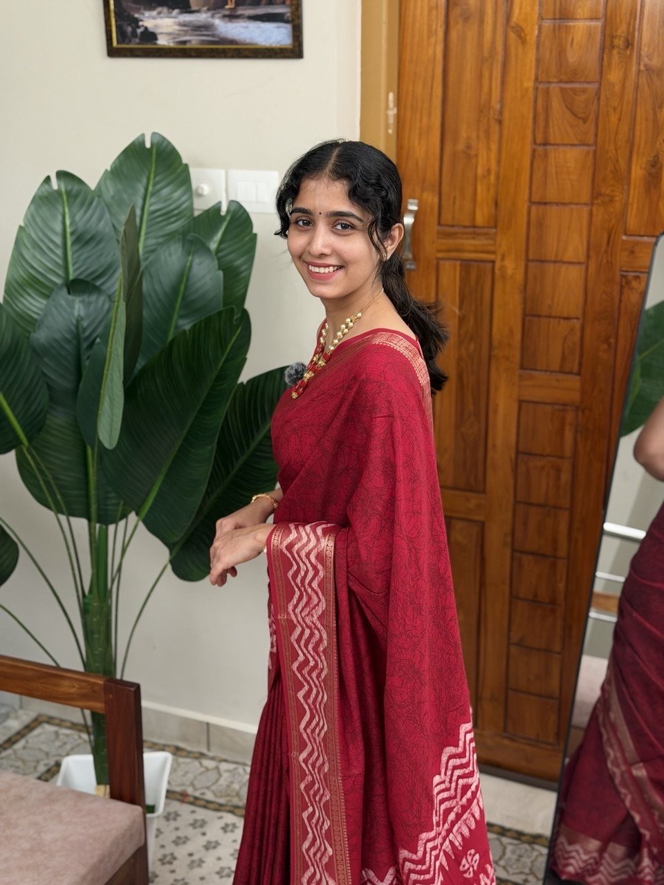 FIDA DEEP RED:SEMI DOLA SILK SAREE (FULL BODY DESIGN) - aurimo.inFIDA DEEP RED:SEMI DOLA SILK SAREE (FULL BODY DESIGN)