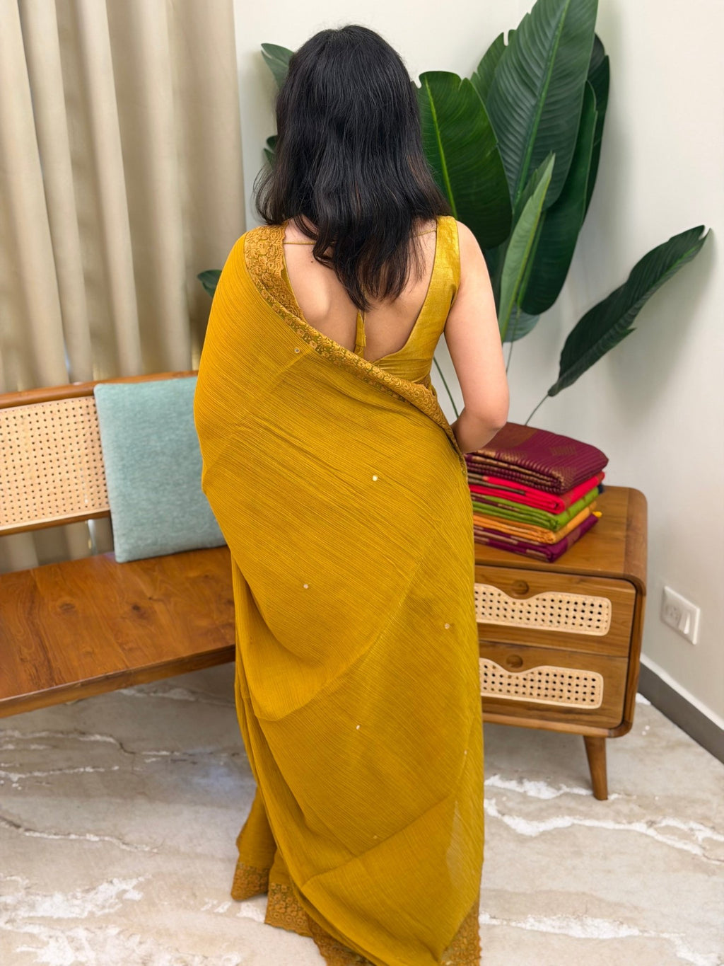 HANSIKA YELLOW: PREMIUM CRUSHED CREPE SAREE - aurimo.inHANSIKA YELLOW: PREMIUM CRUSHED CREPE SAREE