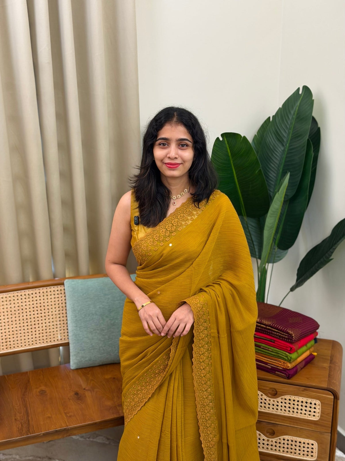 HANSIKA YELLOW: PREMIUM CRUSHED CREPE SAREE - aurimo.inHANSIKA YELLOW: PREMIUM CRUSHED CREPE SAREE