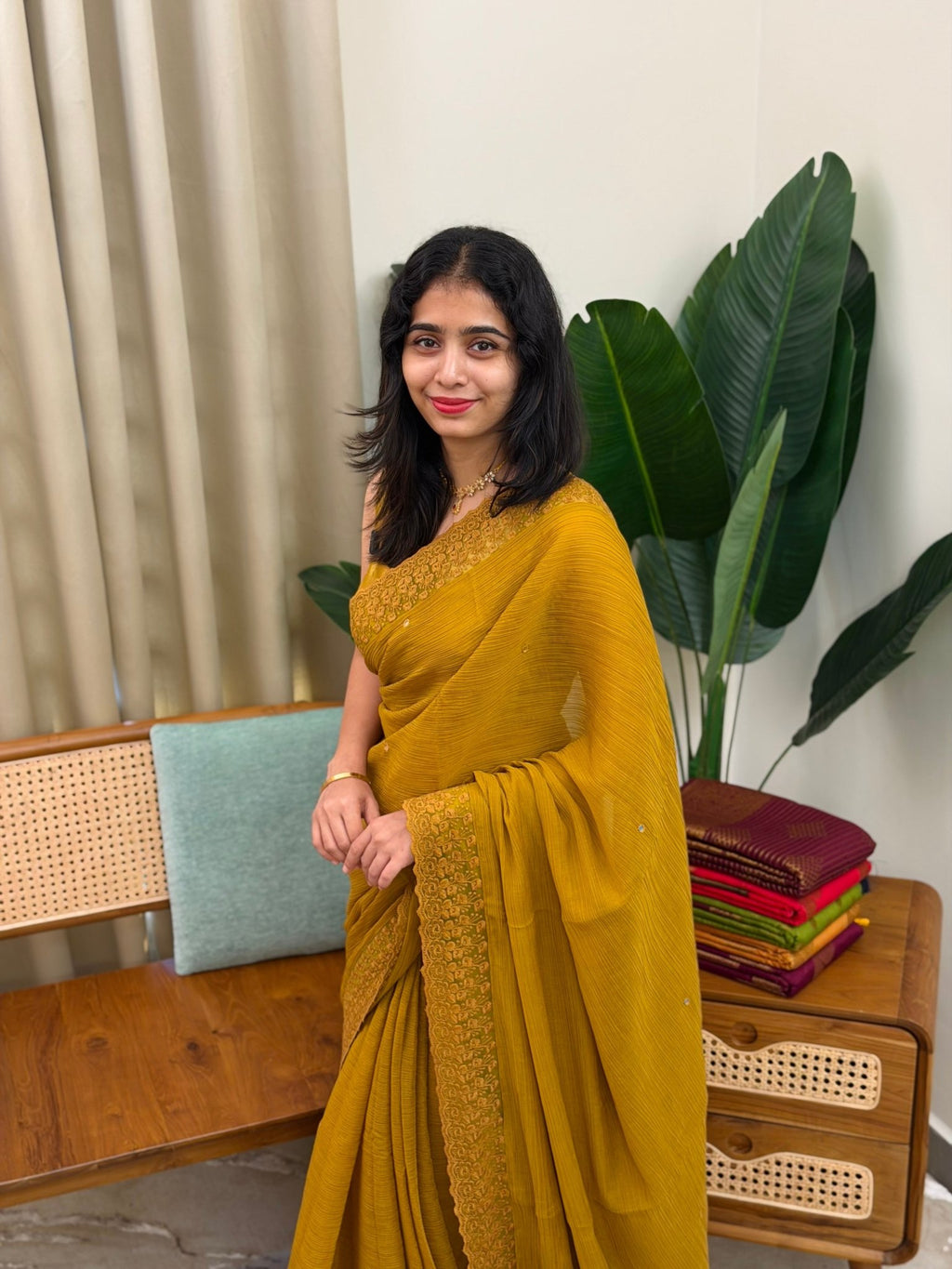 HANSIKA YELLOW: PREMIUM CRUSHED CREPE SAREE - aurimo.inHANSIKA YELLOW: PREMIUM CRUSHED CREPE SAREE