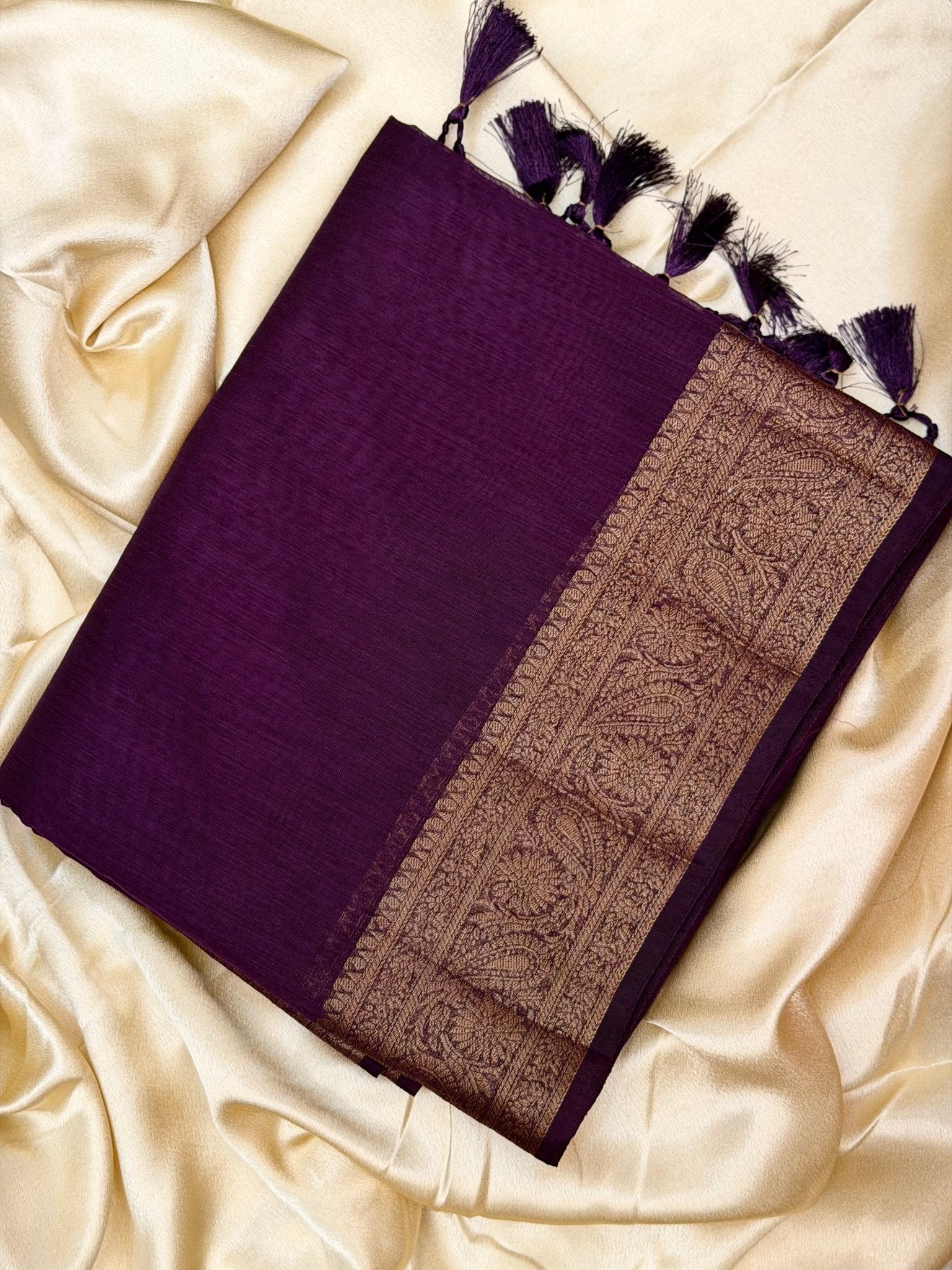 JANAKI:PREMIUM LINEN JUTE SAREE - aurimo.inJANAKI:PREMIUM LINEN JUTE SAREE