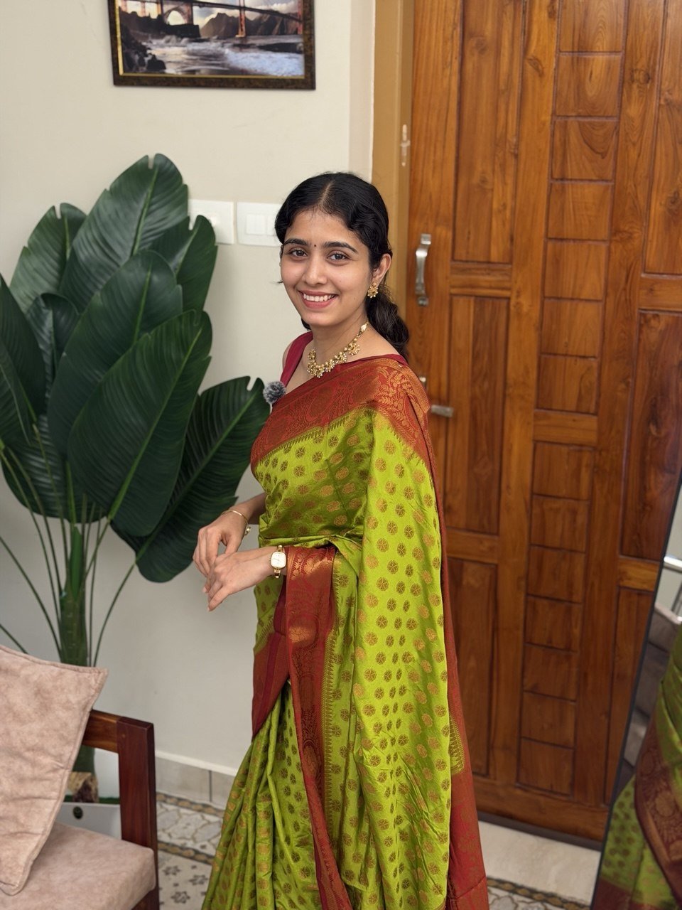 KAJAL:SEMI BANARASI SAREE - aurimo.inKAJAL:SEMI BANARASI SAREE
