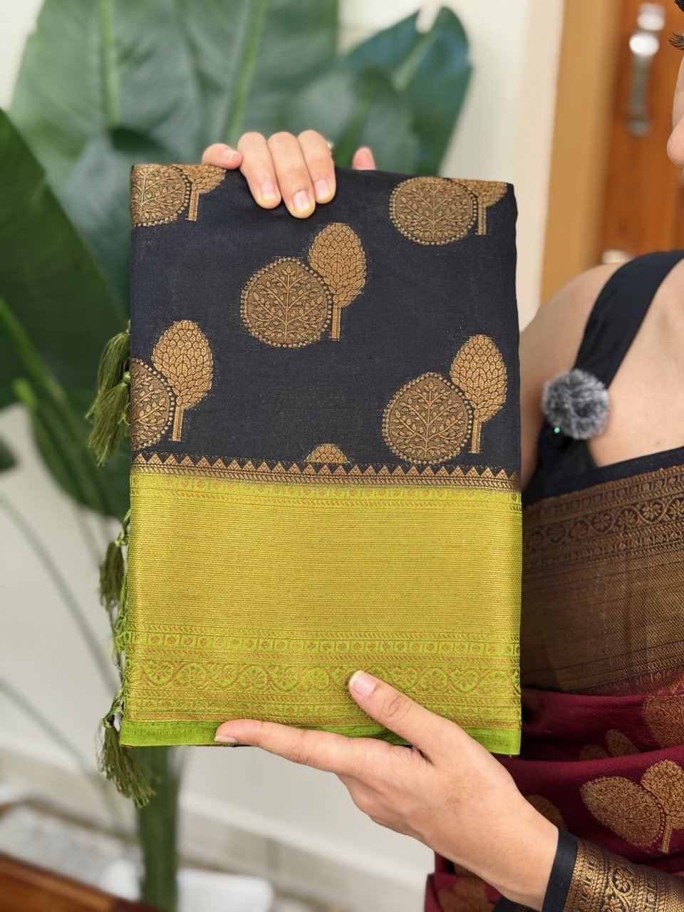 KANIHA BLACK:SEMI BANARASI SAREE - aurimo.inKANIHA BLACK:SEMI BANARASI SAREE