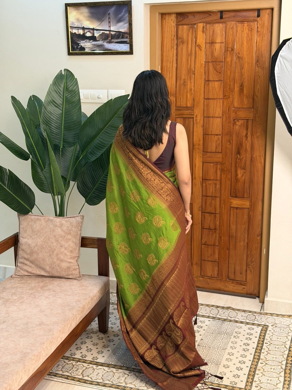 KANIHA GREEN AND MAROON:SEMI BANARASI SAREE - aurimo.inKANIHA GREEN AND MAROON:SEMI BANARASI SAREE