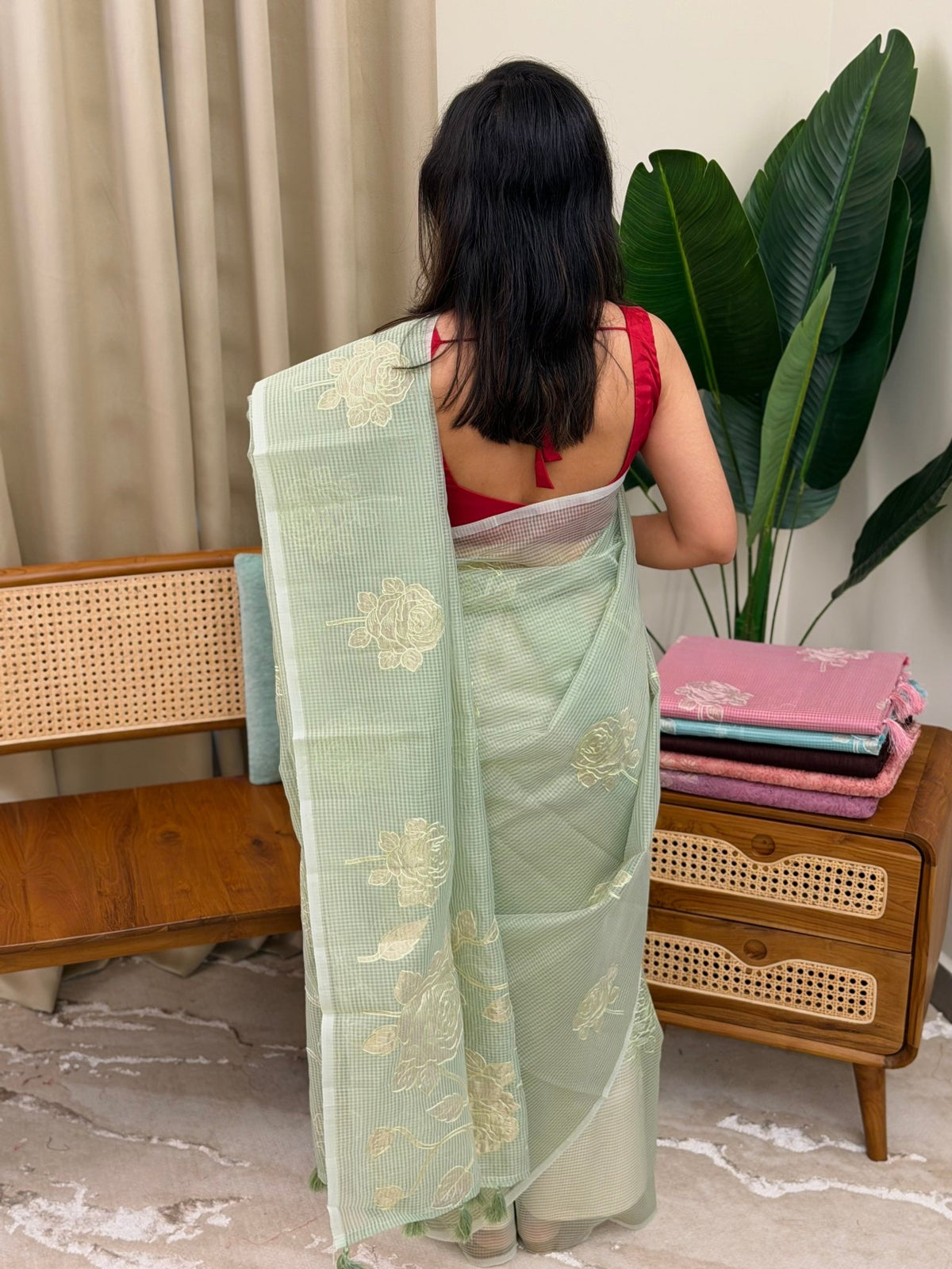 KAREENA GREEN:PREMIUM NET KOTA SAREE - aurimo.inKAREENA GREEN:PREMIUM NET KOTA SAREE