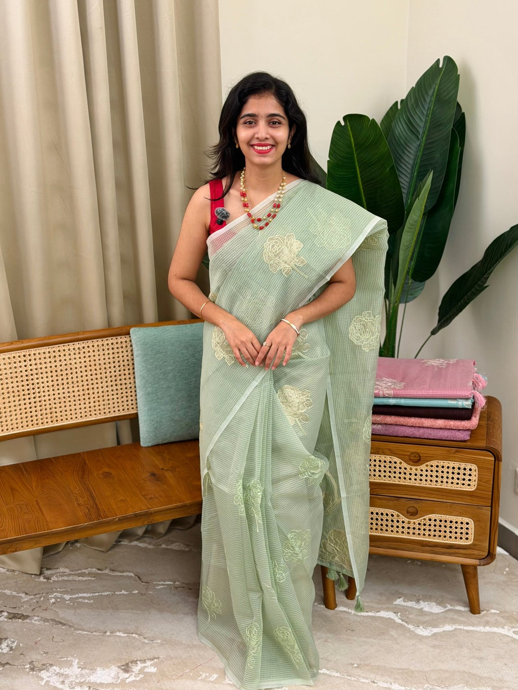 KAREENA GREEN:PREMIUM NET KOTA SAREE - aurimo.inKAREENA GREEN:PREMIUM NET KOTA SAREE