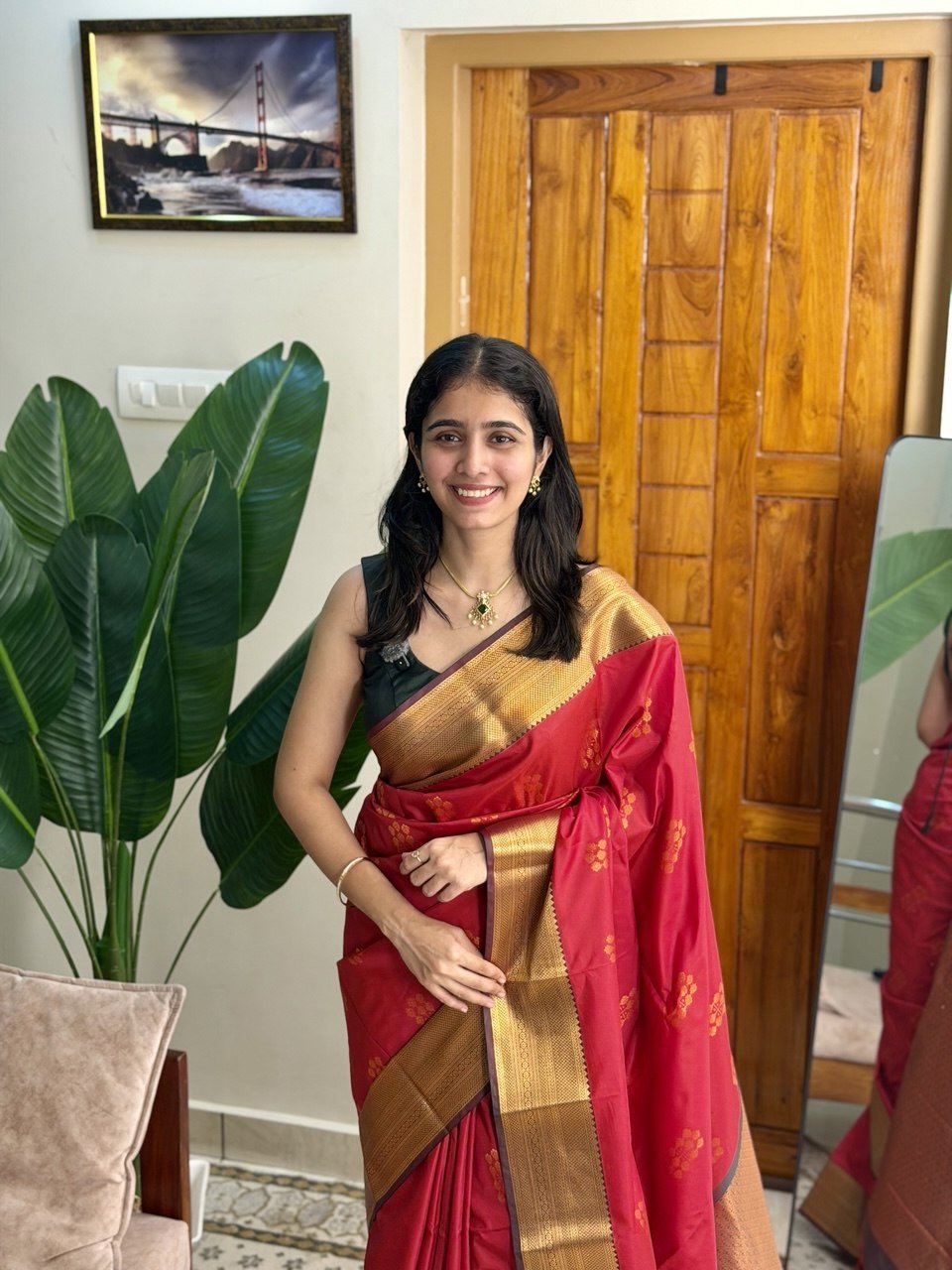 KARTHIKA REDDISH PINK:SOFT SILK SAREE - aurimo.inKARTHIKA REDDISH PINK:SOFT SILK SAREE