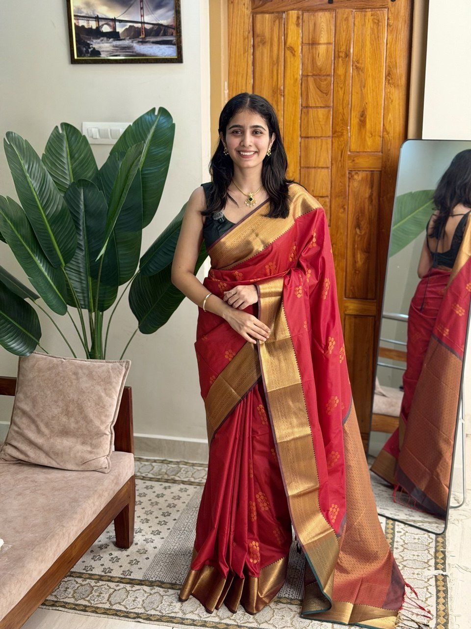 KARTHIKA REDDISH PINK:SOFT SILK SAREE - aurimo.inKARTHIKA REDDISH PINK:SOFT SILK SAREE