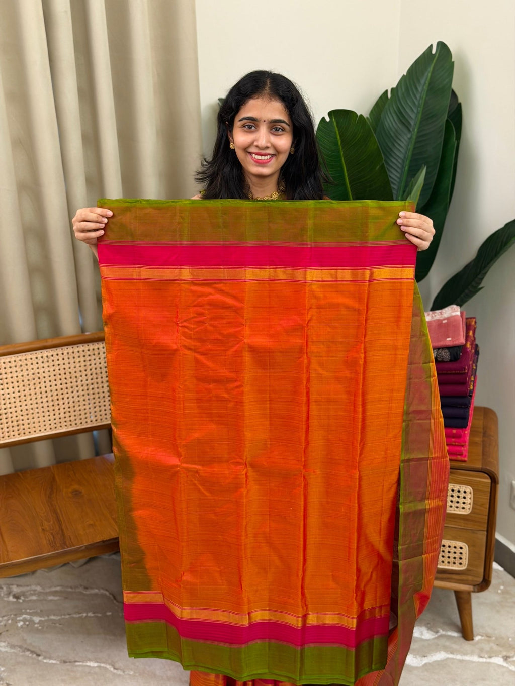 KASAVU ORANGE :PURE KANJIPURAM SILK SAREE - aurimo.inKASAVU ORANGE :PURE KANJIPURAM SILK SAREE
