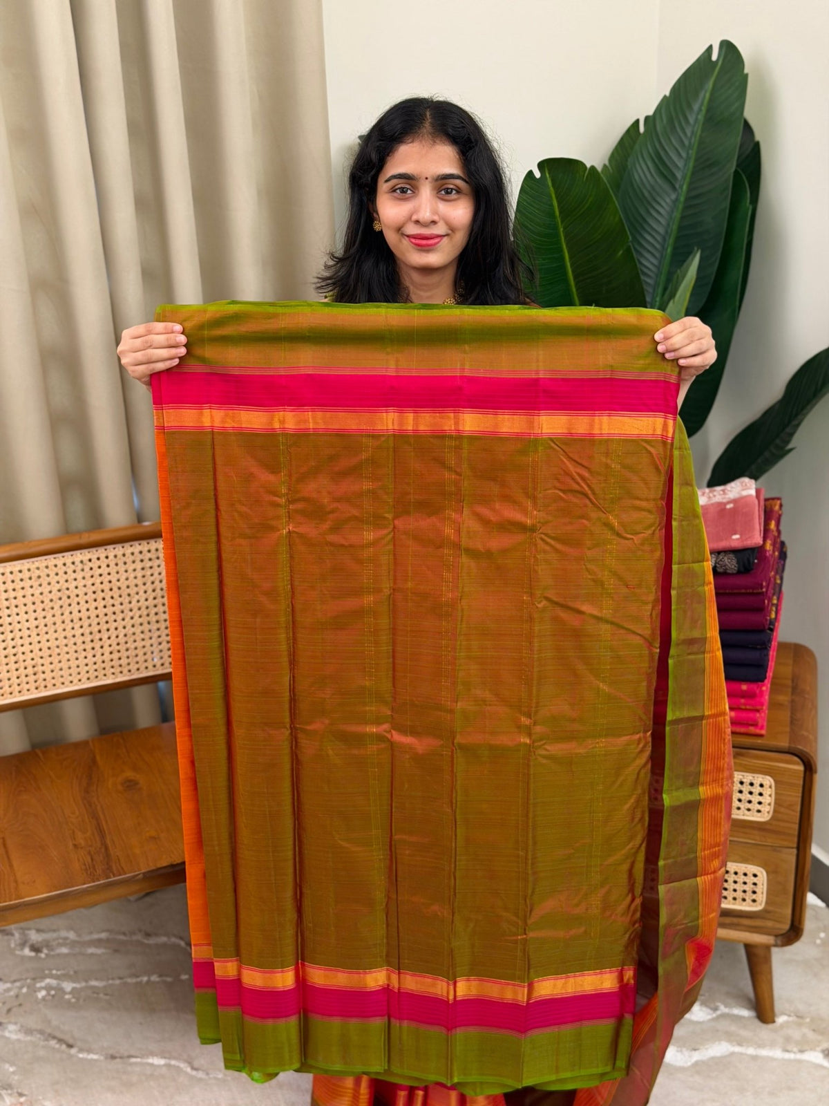 KASAVU ORANGE :PURE KANJIPURAM SILK SAREE - aurimo.inKASAVU ORANGE :PURE KANJIPURAM SILK SAREE
