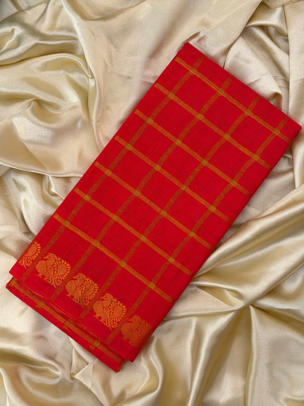 KAVERI DEEP ORANGE:PREMIUM MADURAI SUNGUDI COTTON SAREE - aurimo.inKAVERI DEEP ORANGE:PREMIUM MADURAI SUNGUDI COTTON SAREE