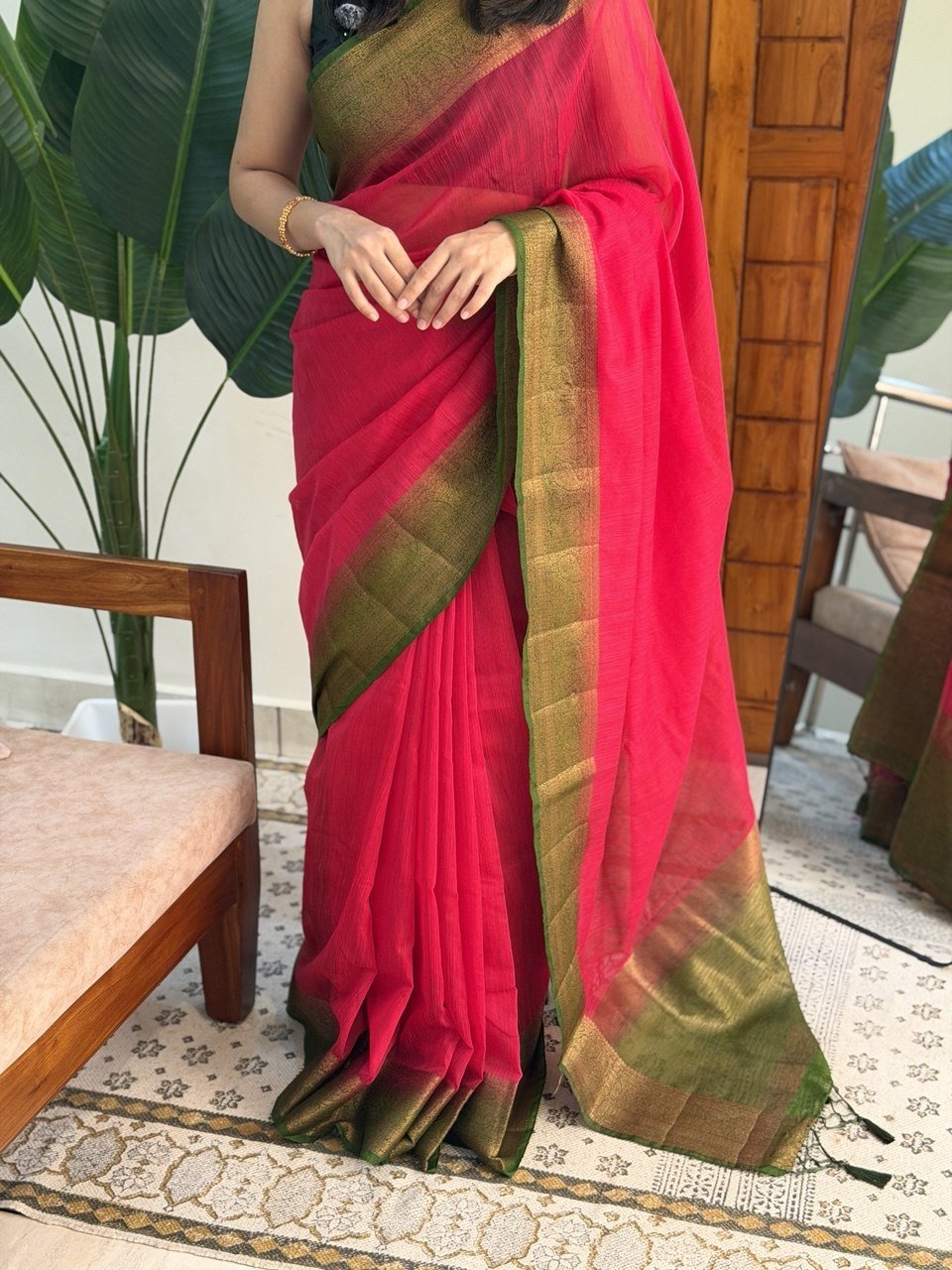 KEERTHY:PREMIUM LINEN JUTE SAREE - aurimo.inKEERTHY:PREMIUM LINEN JUTE SAREE