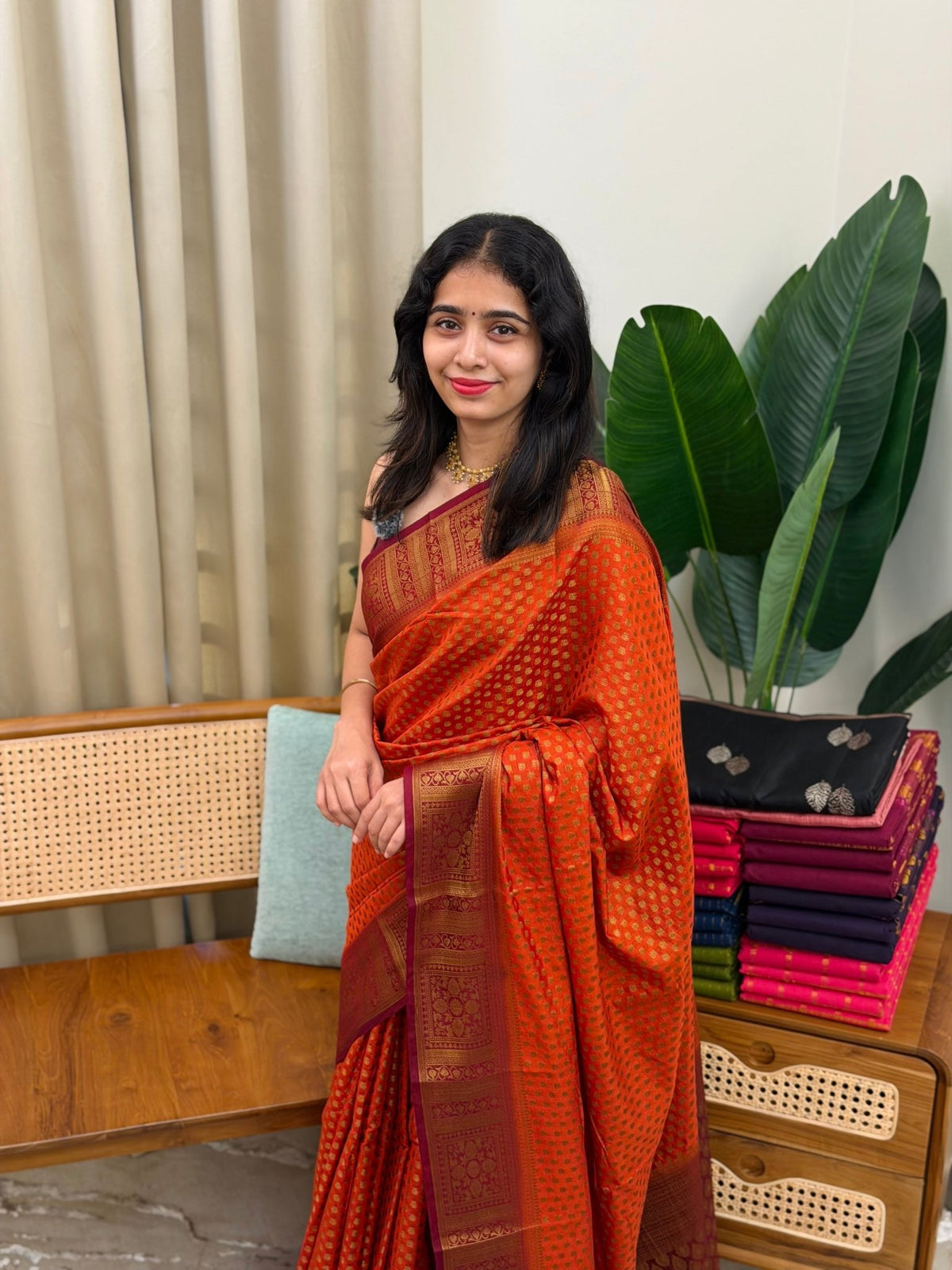 LAILA:SEMI GEORGETTE BANARASI SAREE - aurimo.inLAILA:SEMI GEORGETTE BANARASI SAREE