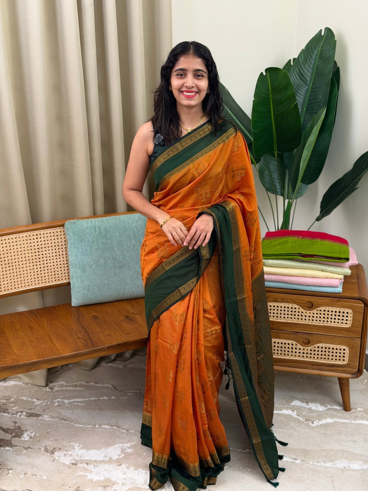 LIYA YELLOW:SEMI BANARASI SAREE - aurimo.inLIYA YELLOW:SEMI BANARASI SAREE