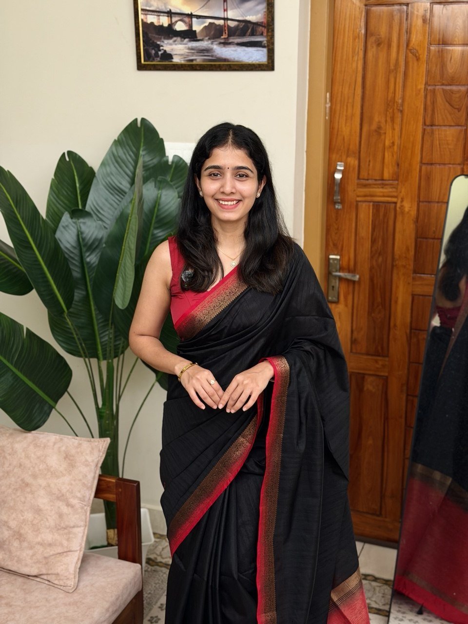 MADHU BLACK:SEMI BANARASI SAREE - aurimo.inMADHU BLACK:SEMI BANARASI SAREE