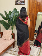 MADHU BLACK:SEMI BANARASI SAREE - aurimo.inMADHU BLACK:SEMI BANARASI SAREE