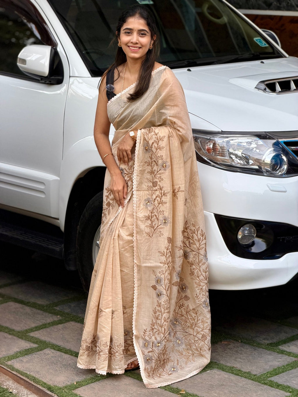 MALAR SANDLE:CHANDERI COTTON SAREE - aurimo.inMALAR SANDLE:CHANDERI COTTON SAREE