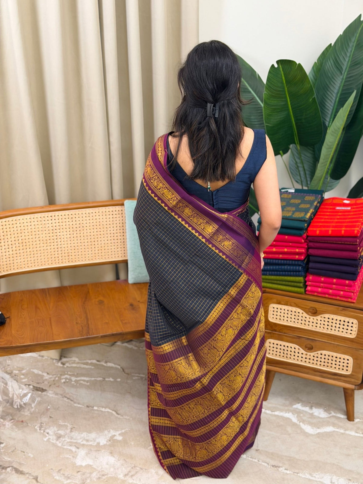 MALLI BLUE: PREMIUM KALYANI COTTON SAREE - aurimo.inMALLI BLUE: PREMIUM KALYANI COTTON SAREE