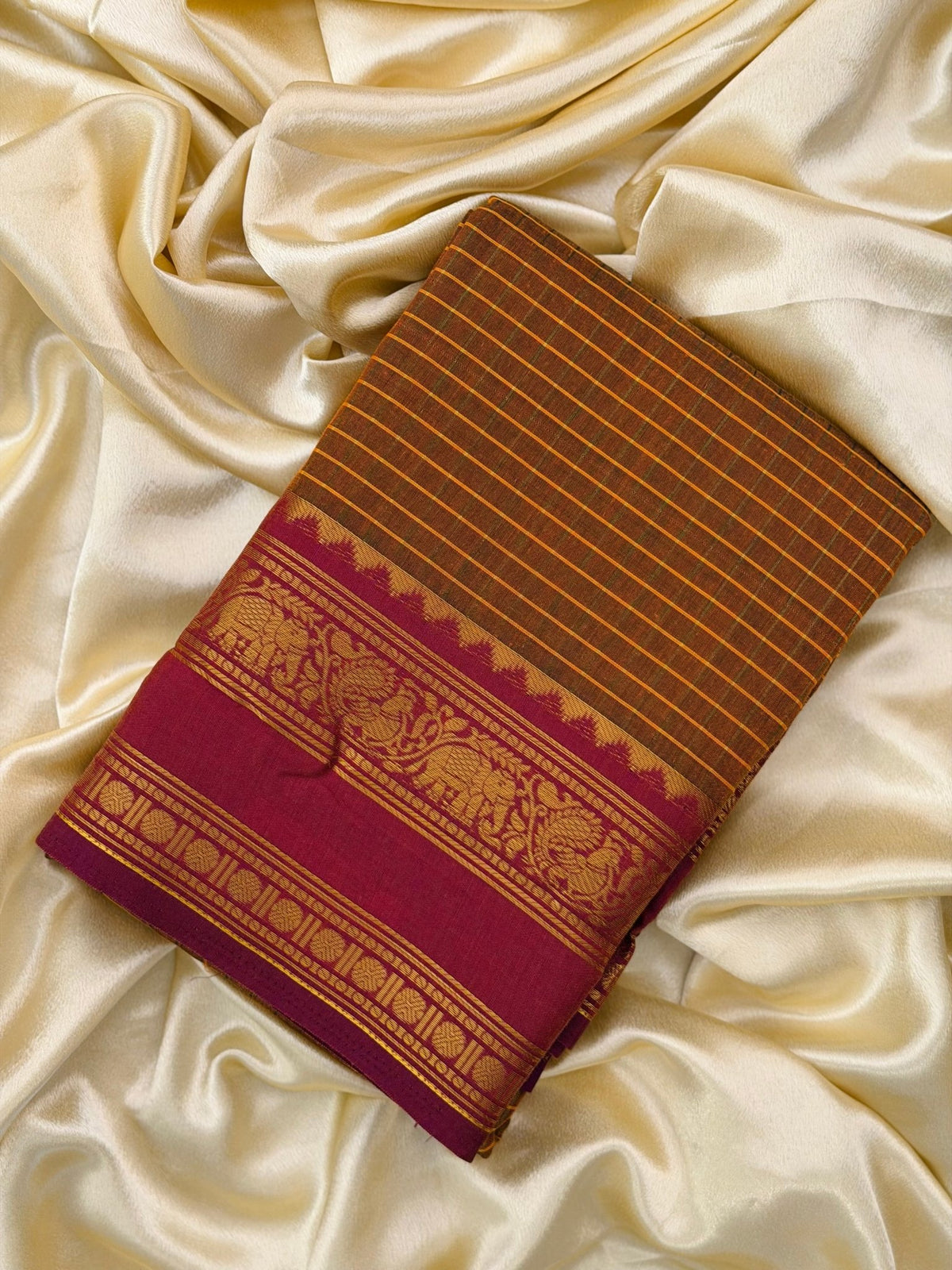 MALLI YELLOW: PREMIUM KALYANI COTTON SAREE - aurimo.inMALLI YELLOW: PREMIUM KALYANI COTTON SAREE