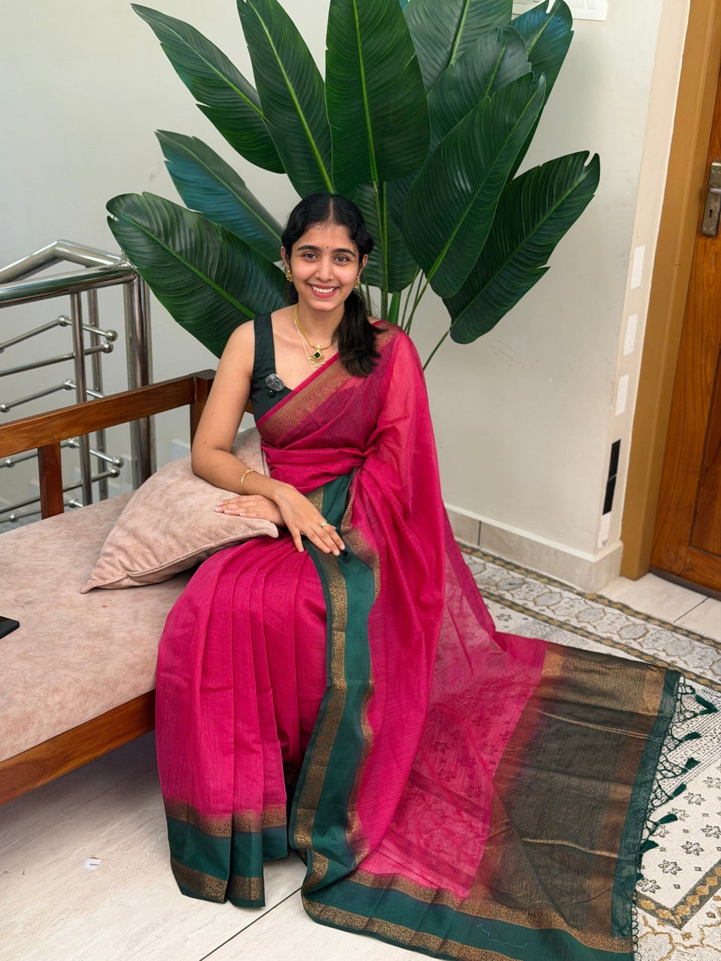 MALLIKA PINK:PREMIUM LINEN JUTE SAREE - aurimo.inMALLIKA PINK:PREMIUM LINEN JUTE SAREE