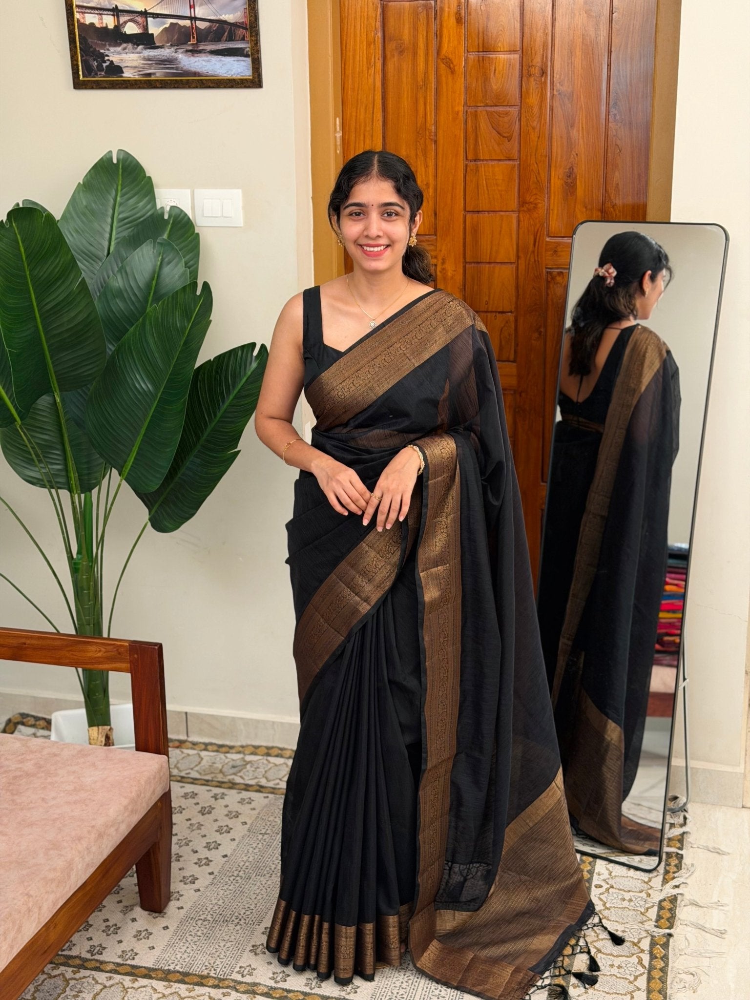 MANIKYA BLACK:PREMIUM LINEN JUTE SAREE - aurimo.inMANIKYA BLACK:PREMIUM LINEN JUTE SAREE