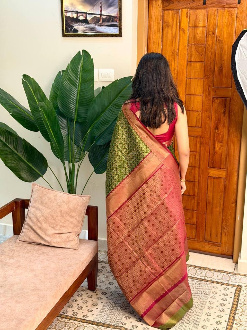 MAYA GREEN:PREMIUM BROCADE SAREE - aurimo.inMAYA GREEN:PREMIUM BROCADE SAREE