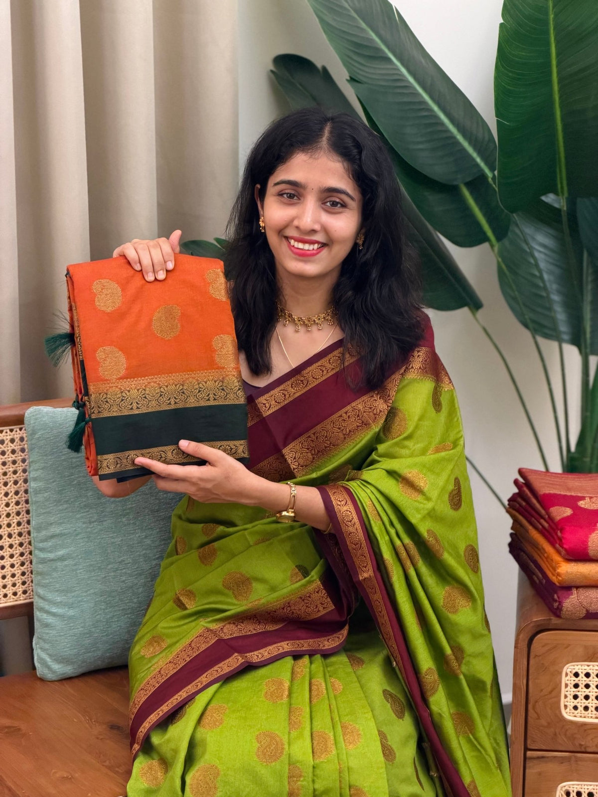 MAYOORI ORANGE AND GREEN :SEMI BANARASI SAREE - aurimo.inMAYOORI ORANGE AND GREEN :SEMI BANARASI SAREE