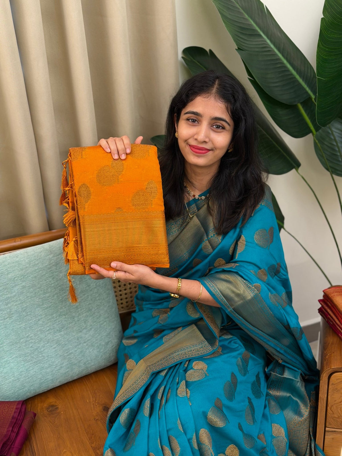 MEENAKSHI YELLOW:SEMI BANARASI SAREE - aurimo.inMEENAKSHI YELLOW:SEMI BANARASI SAREE