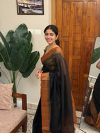 MENAKA BLACK AND YELLOW:PREMIUM LINEN JUTE SAREE - aurimo.inMENAKA BLACK AND YELLOW:PREMIUM LINEN JUTE SAREE