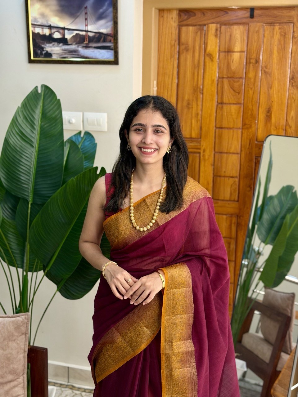 MENAKA WINE MAROON AND YELLOW:PREMIUM LINEN JUTE SAREE - aurimo.inMENAKA WINE MAROON AND YELLOW:PREMIUM LINEN JUTE SAREE