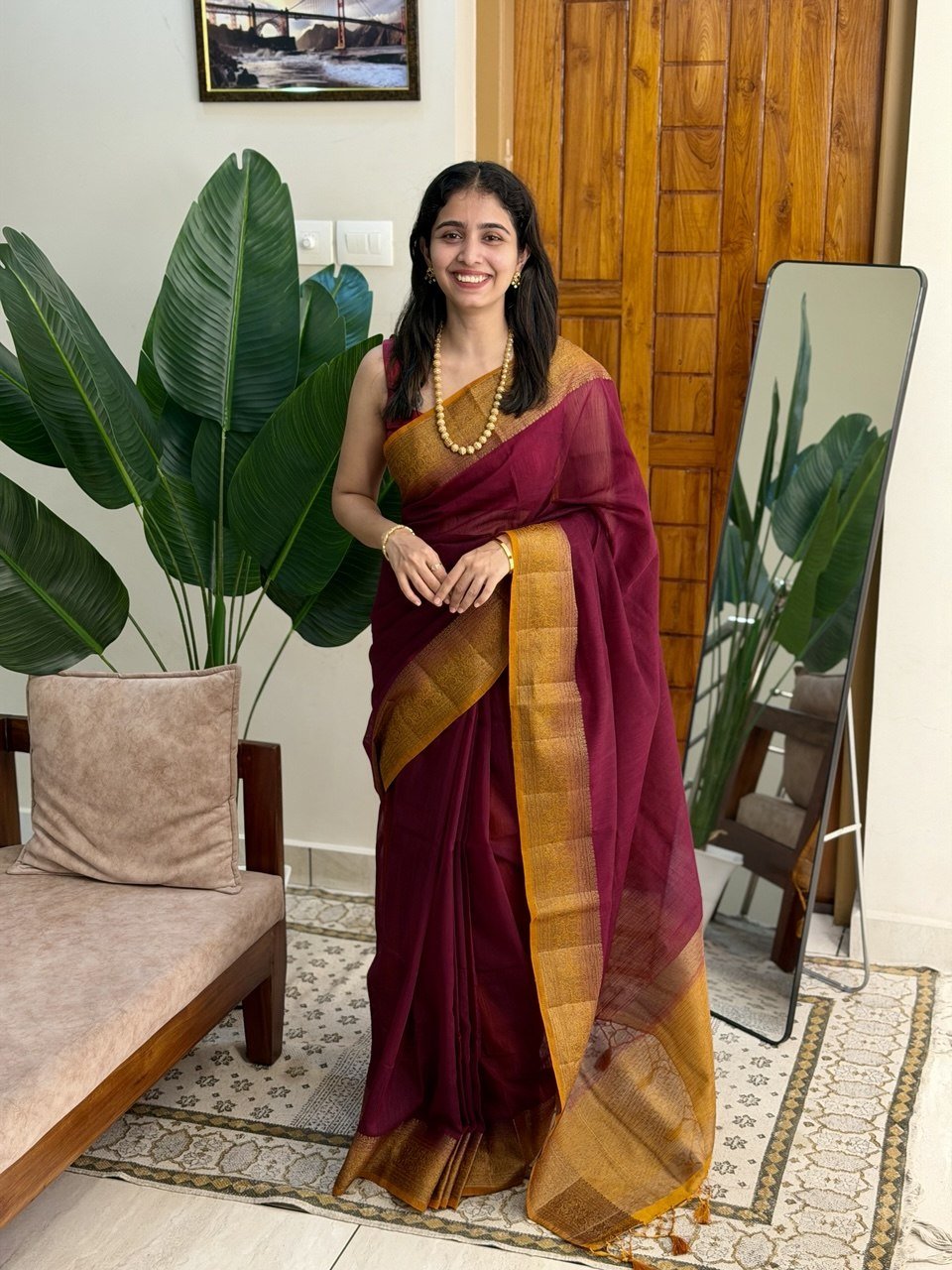 MENAKA WINE MAROON AND YELLOW:PREMIUM LINEN JUTE SAREE - aurimo.inMENAKA WINE MAROON AND YELLOW:PREMIUM LINEN JUTE SAREE