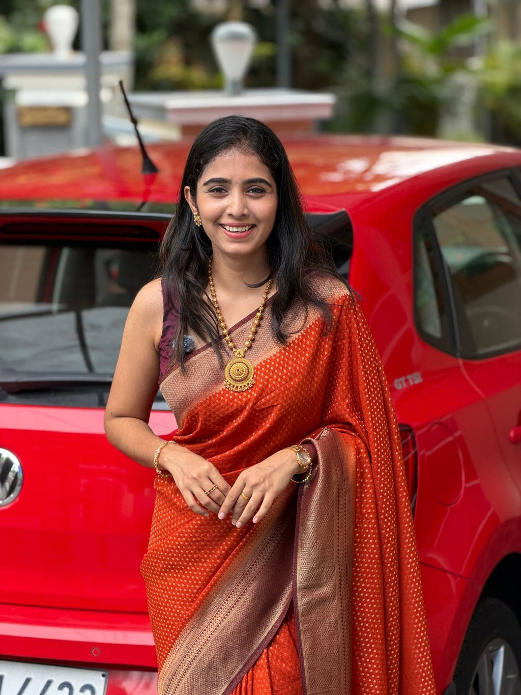 MILI ORANGE AND BROWN:SEMI BANARASI SAREE - aurimo.inMILI ORANGE AND BROWN:SEMI BANARASI SAREE