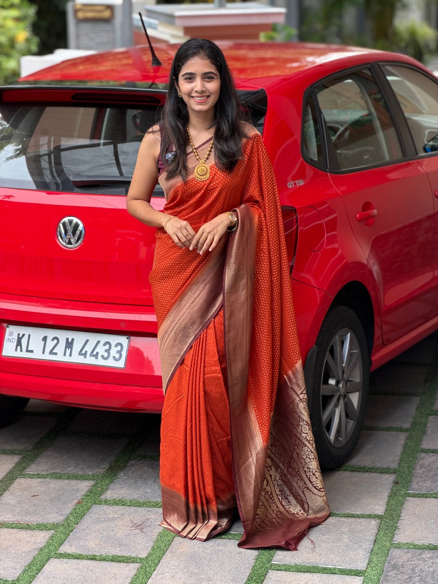 MILI ORANGE AND BROWN:SEMI BANARASI SAREE - aurimo.inMILI ORANGE AND BROWN:SEMI BANARASI SAREE