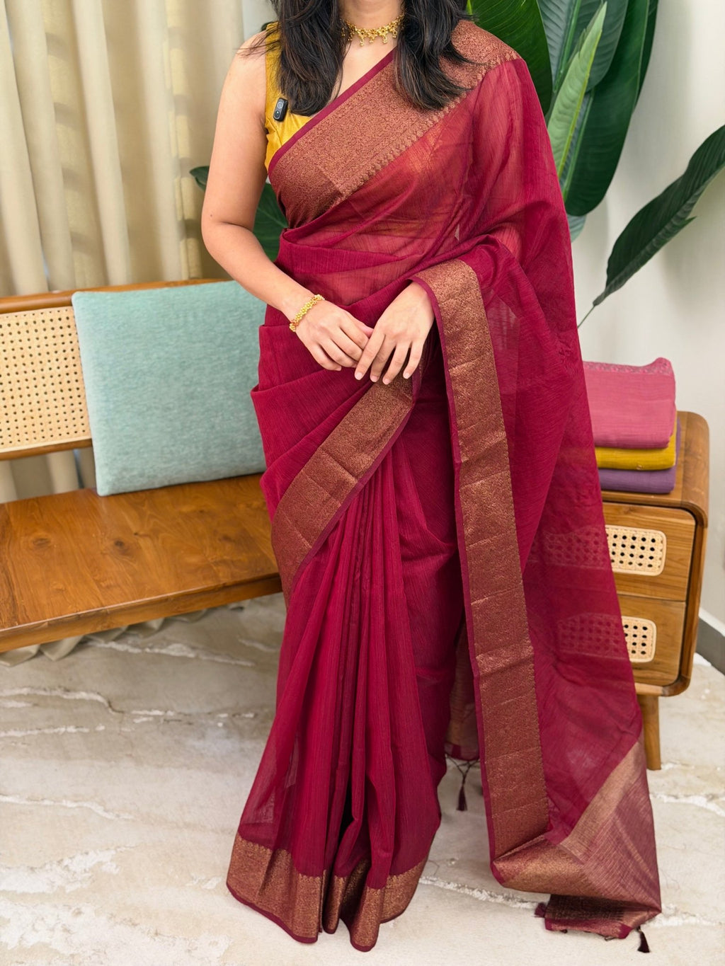 NAYAN:PREMIUM LINEN JUTE SAREE MAROON - aurimo.inNAYAN:PREMIUM LINEN JUTE SAREE MAROON