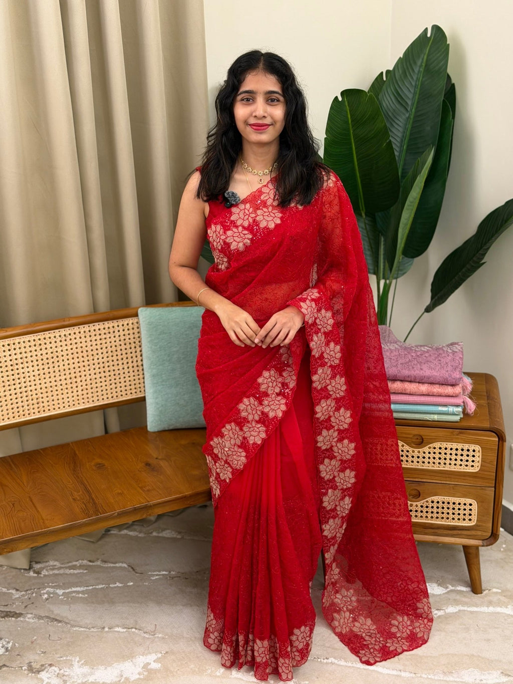 OLIVE RED:PREMIUM ORGANZA SAREE - aurimo.inOLIVE RED:PREMIUM ORGANZA SAREE
