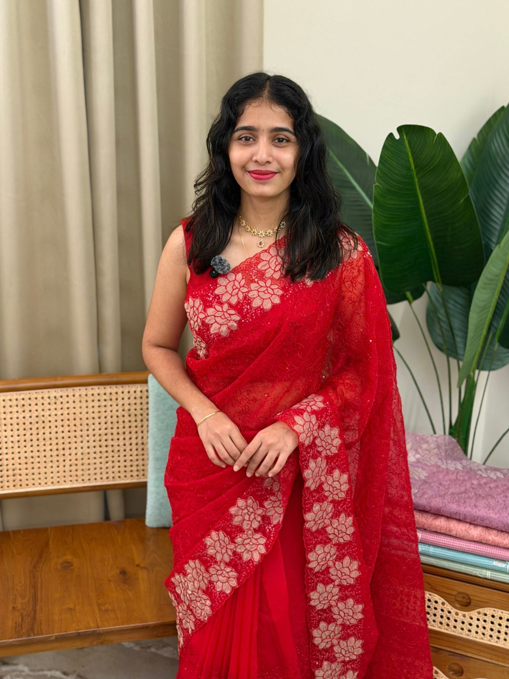 OLIVE RED:PREMIUM ORGANZA SAREE - aurimo.inOLIVE RED:PREMIUM ORGANZA SAREE