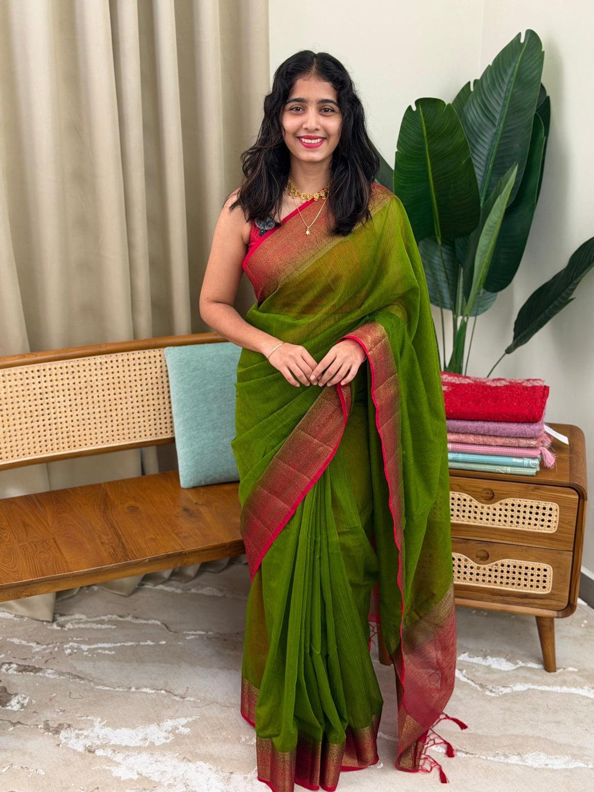 PARVATHY:PREMIUM LINEN JUTE SAREE - aurimo.inPARVATHY:PREMIUM LINEN JUTE SAREE