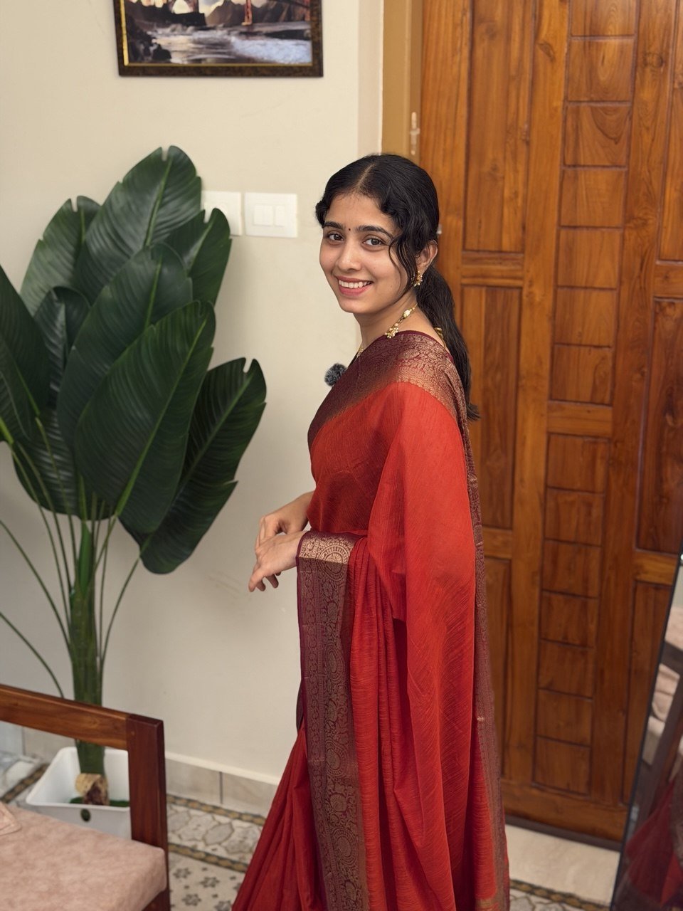 RANI: LINEN JUTE SAREE - aurimo.inRANI: LINEN JUTE SAREE