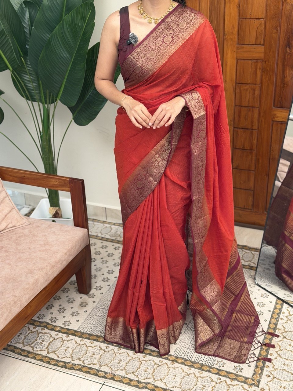 RANI: LINEN JUTE SAREE - aurimo.inRANI: LINEN JUTE SAREE