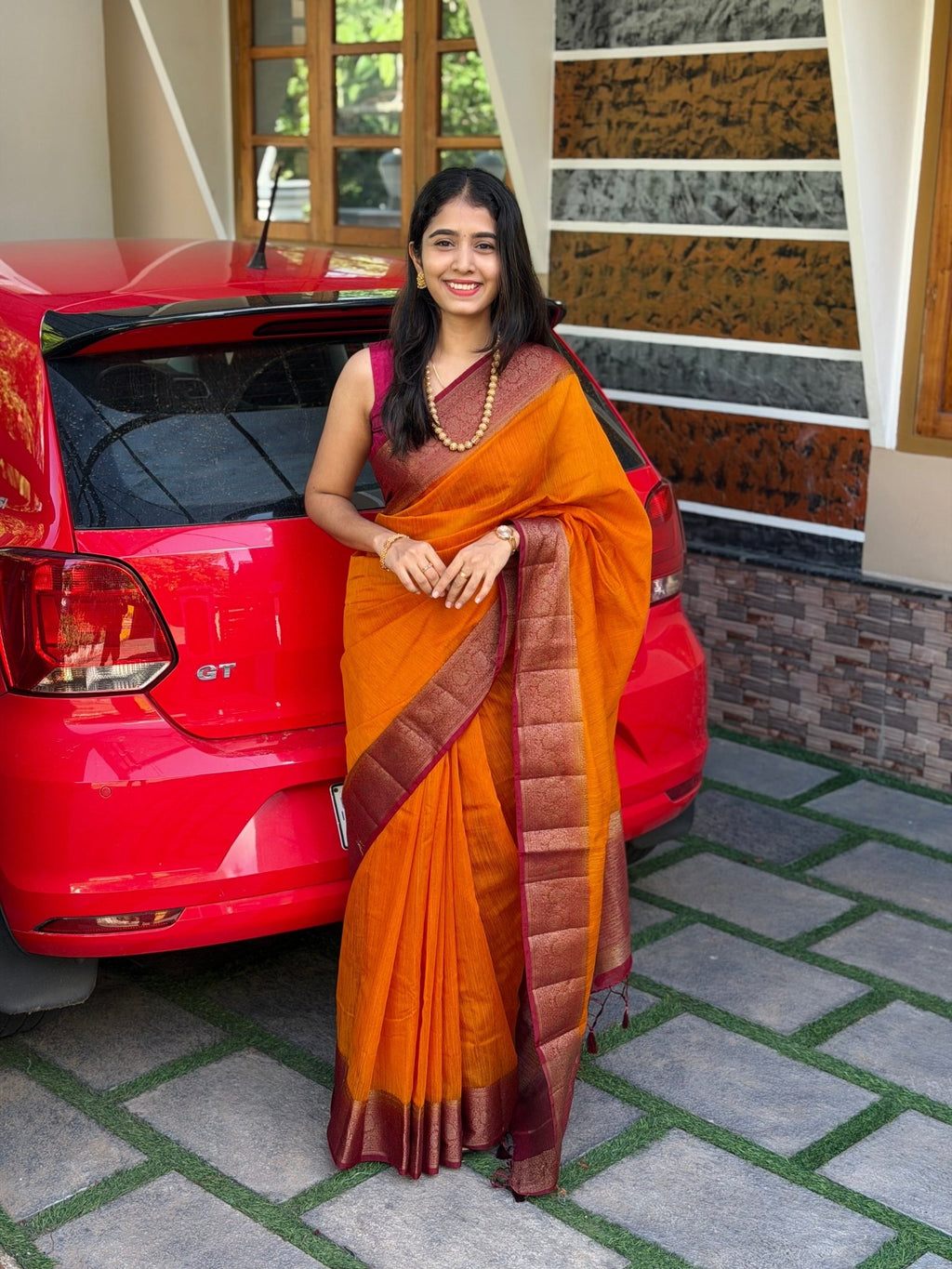 VAIGA:PREMIUM LINEN JUTE SAREE - aurimo.inVAIGA:PREMIUM LINEN JUTE SAREE