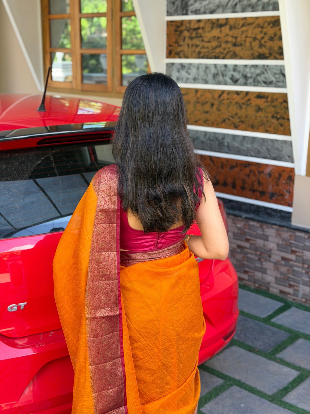 VAIGA:PREMIUM LINEN JUTE SAREE - aurimo.inVAIGA:PREMIUM LINEN JUTE SAREE