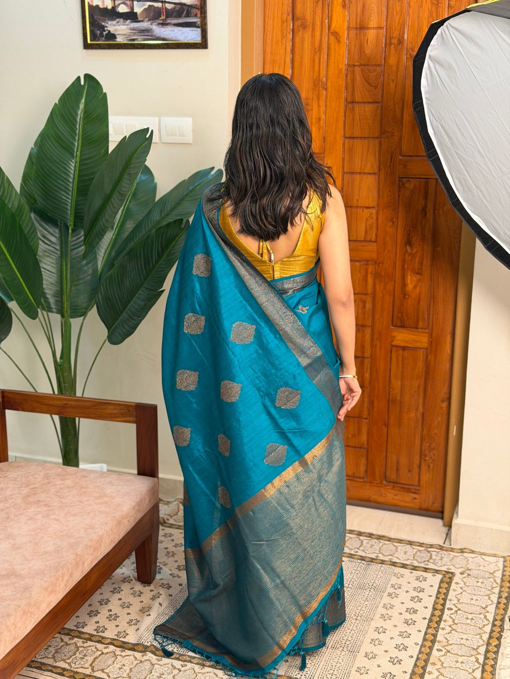 VEENA GREEN:PREMIUM JUTE SAREE - aurimo.inVEENA GREEN:PREMIUM JUTE SAREE